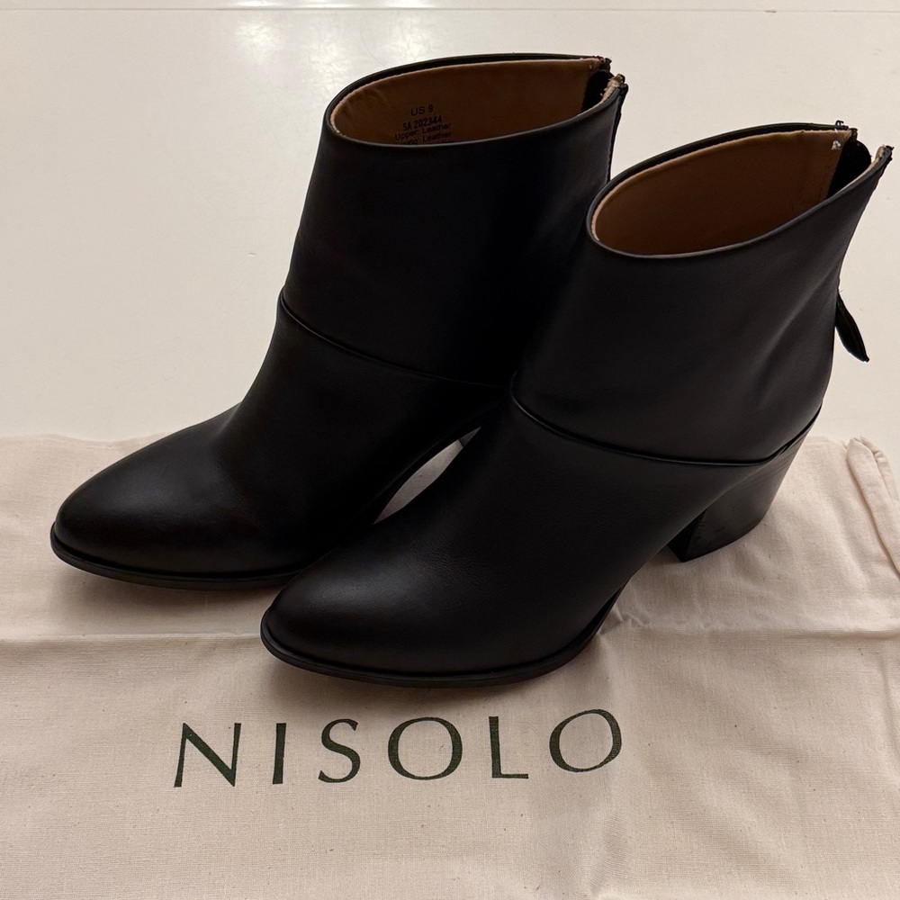 Nisolo Dari Commuter Black/Black Boots